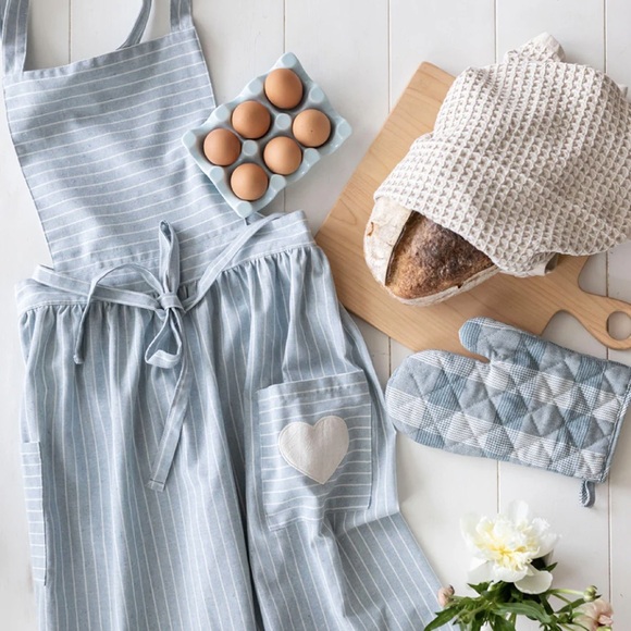 THE Cross Accessories - JILLY BOX THE CROSS Marjorie Blue Striped Apron NWT